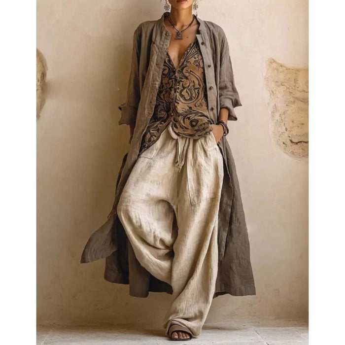 Conjunto estampado de tres piezas con cárdigan largo, chaleco y pantalón ancho