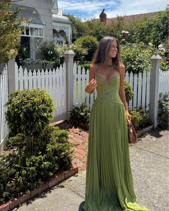 VESTIDO MARTA – ELEGANCIA HALTER