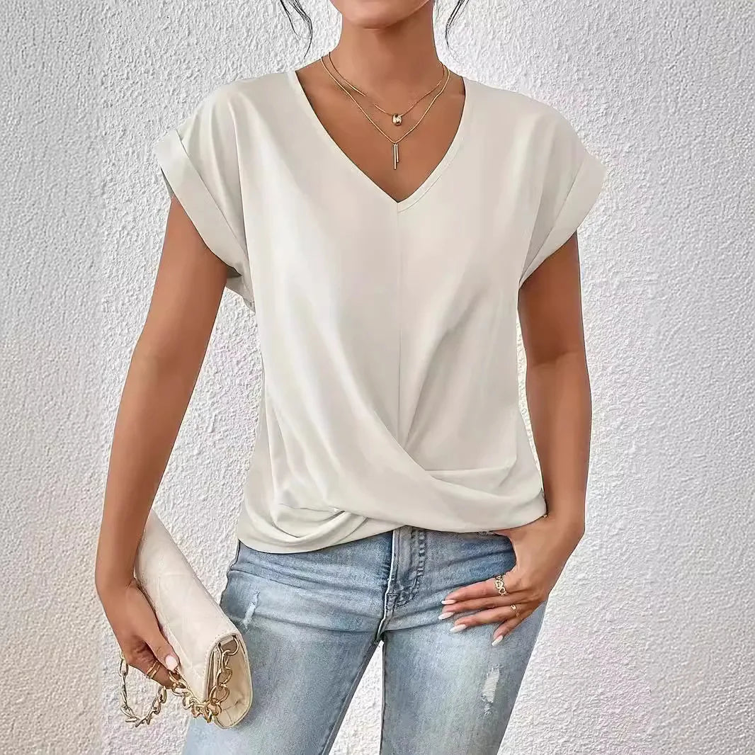 Cleo | Camiseta Informal con Escote Corazón