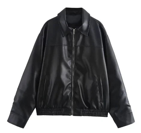 CHAQUETA DE CUERO NEGRA – PARA MUJER